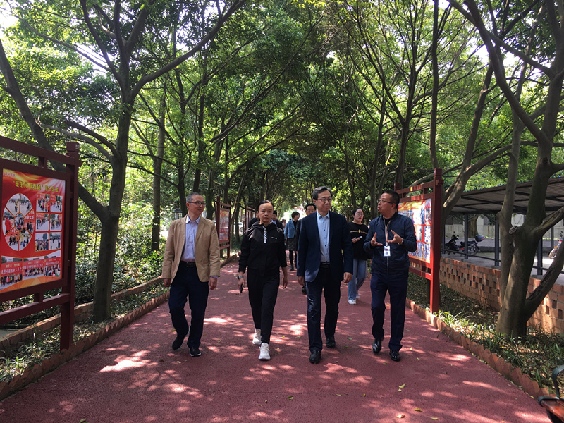 省總工會副主席到我公司工會調研職工隊伍穩定風險排查化解工作1_副本